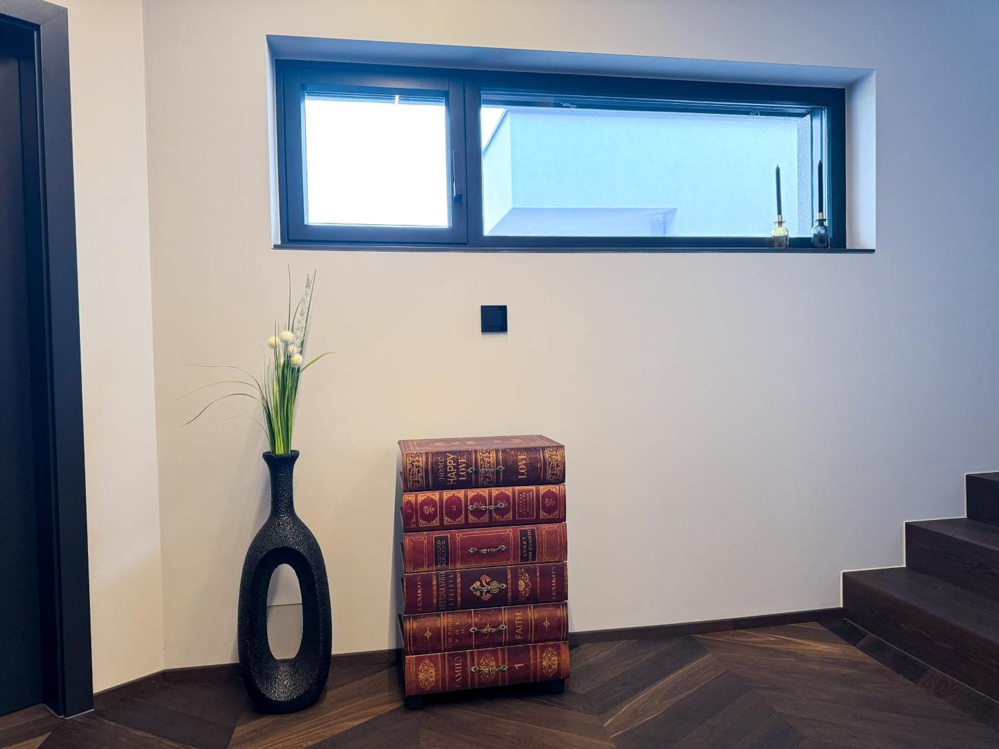 Luxus-penthouse Mit Weitblick Ueber Apartment