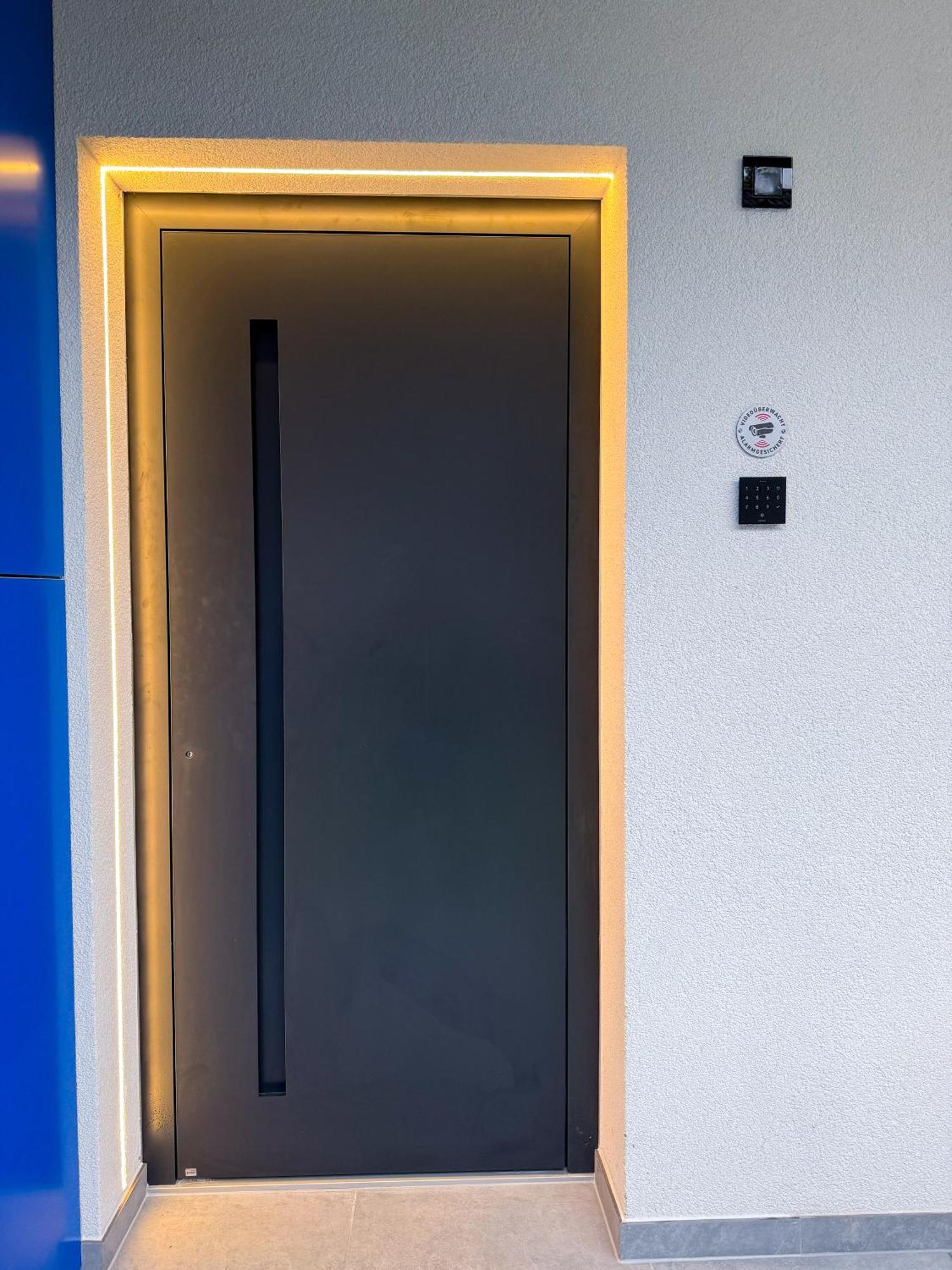 Luxus-penthouse Mit Weitblick Ueber Apartment