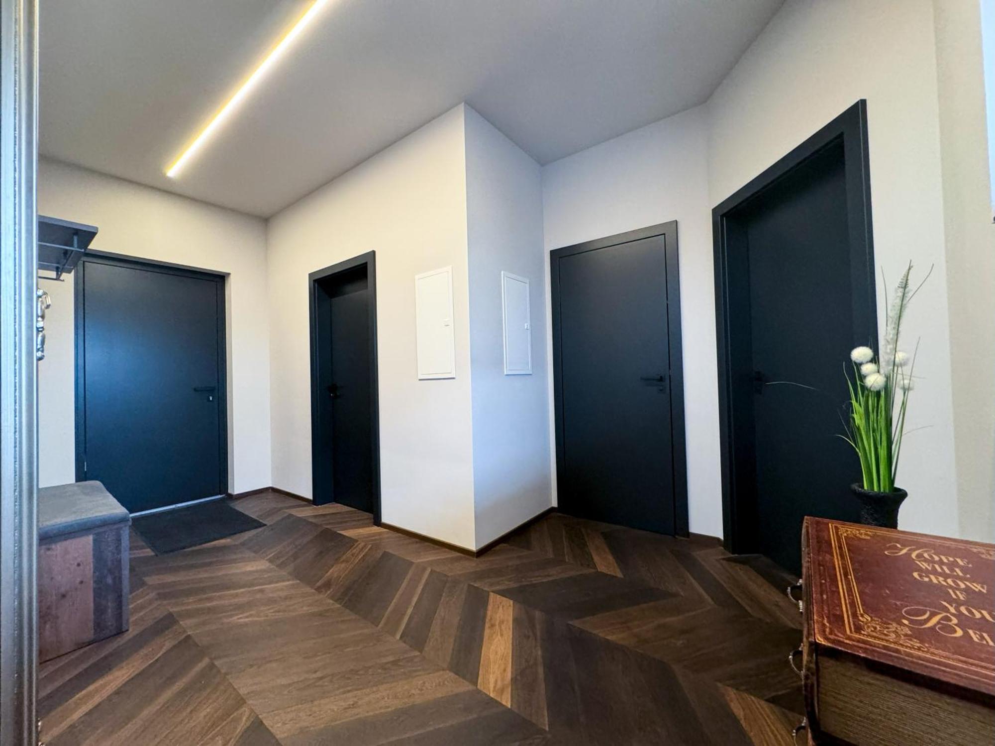 Apartment Luxus-penthouse Mit Weitblick Ueber